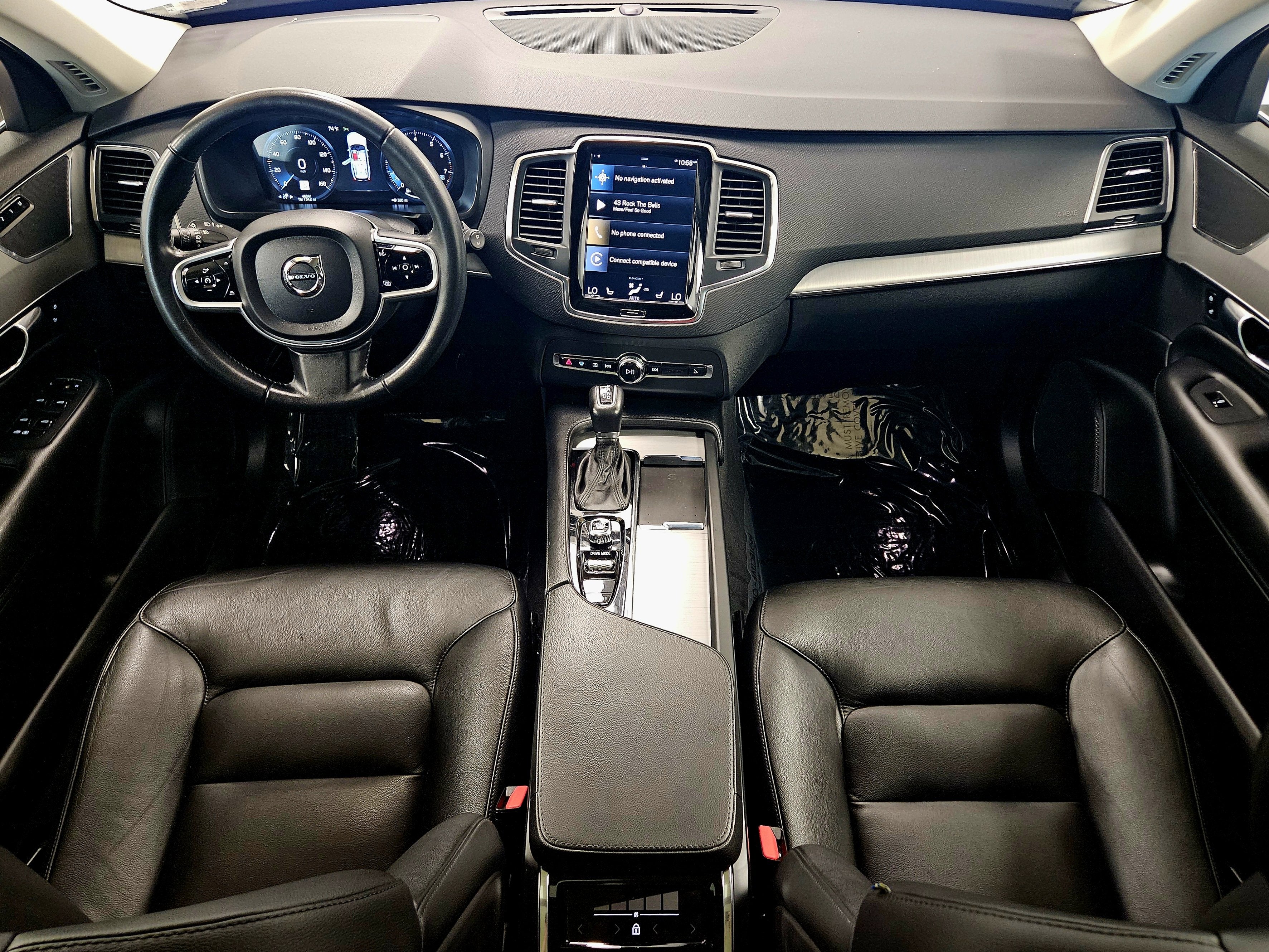 2021 Volvo XC90 Momentum