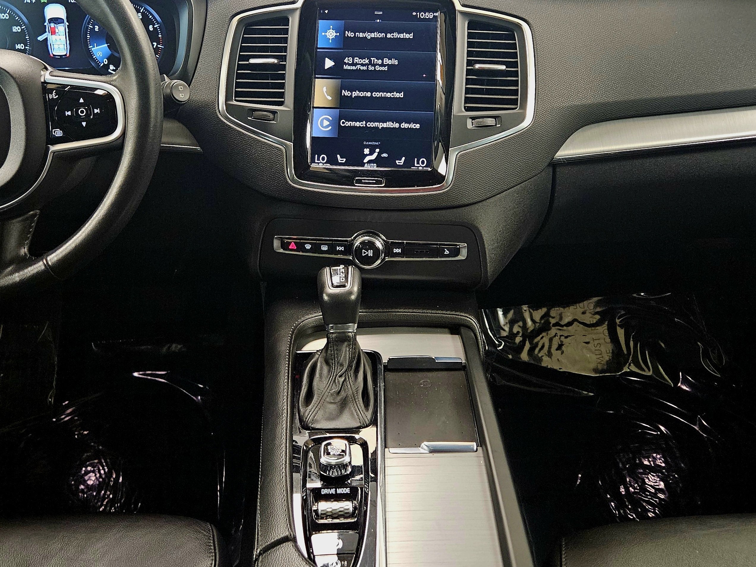 2021 Volvo XC90 Momentum