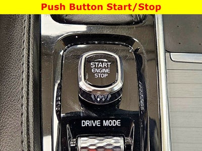 2021 Volvo XC90 Momentum