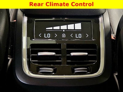 2021 Volvo XC90 Momentum