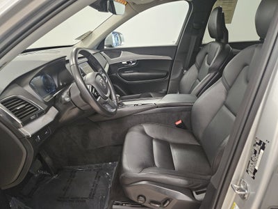 2021 Volvo XC90 Momentum