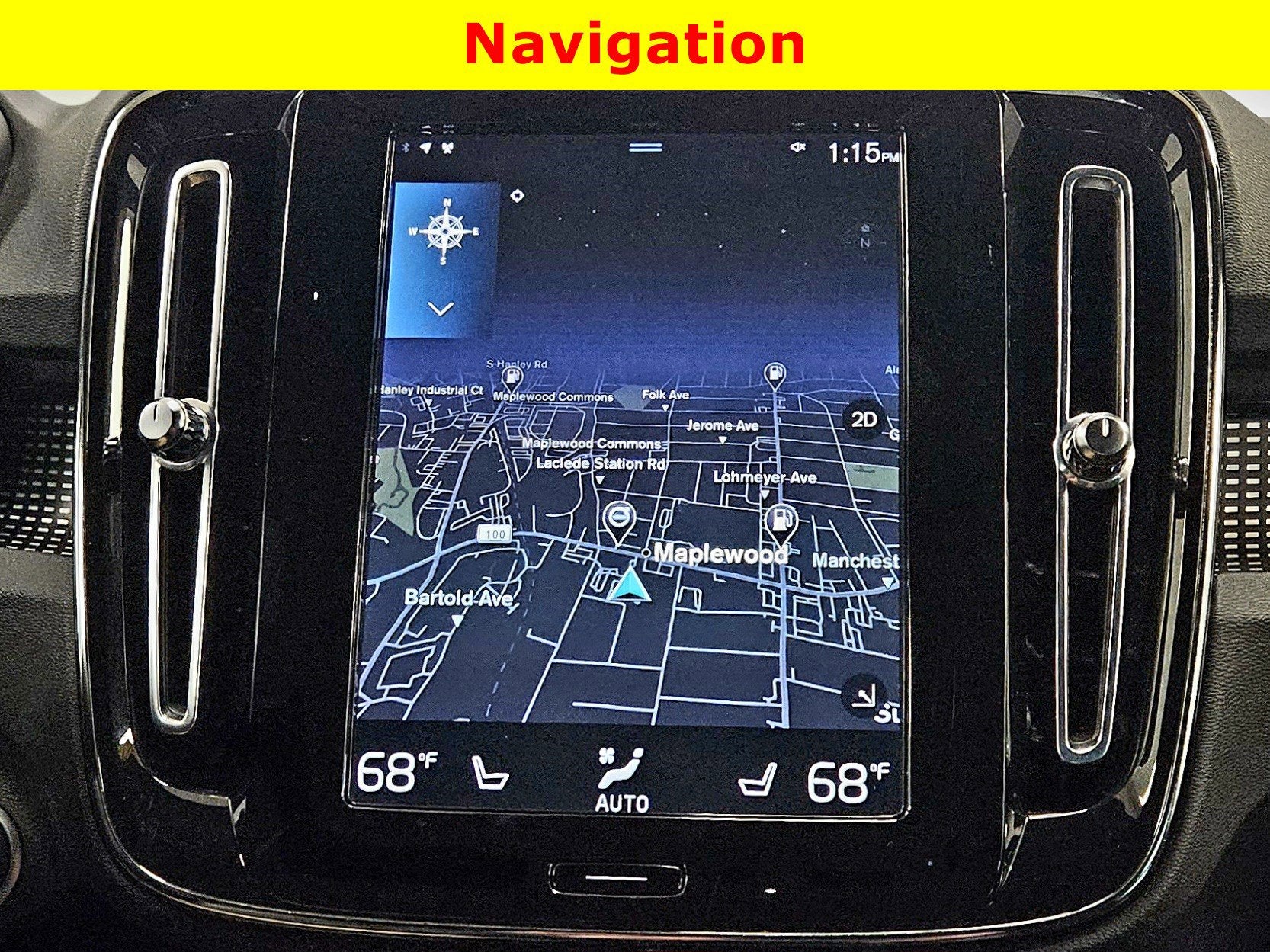 2022 Volvo XC40 R-Design