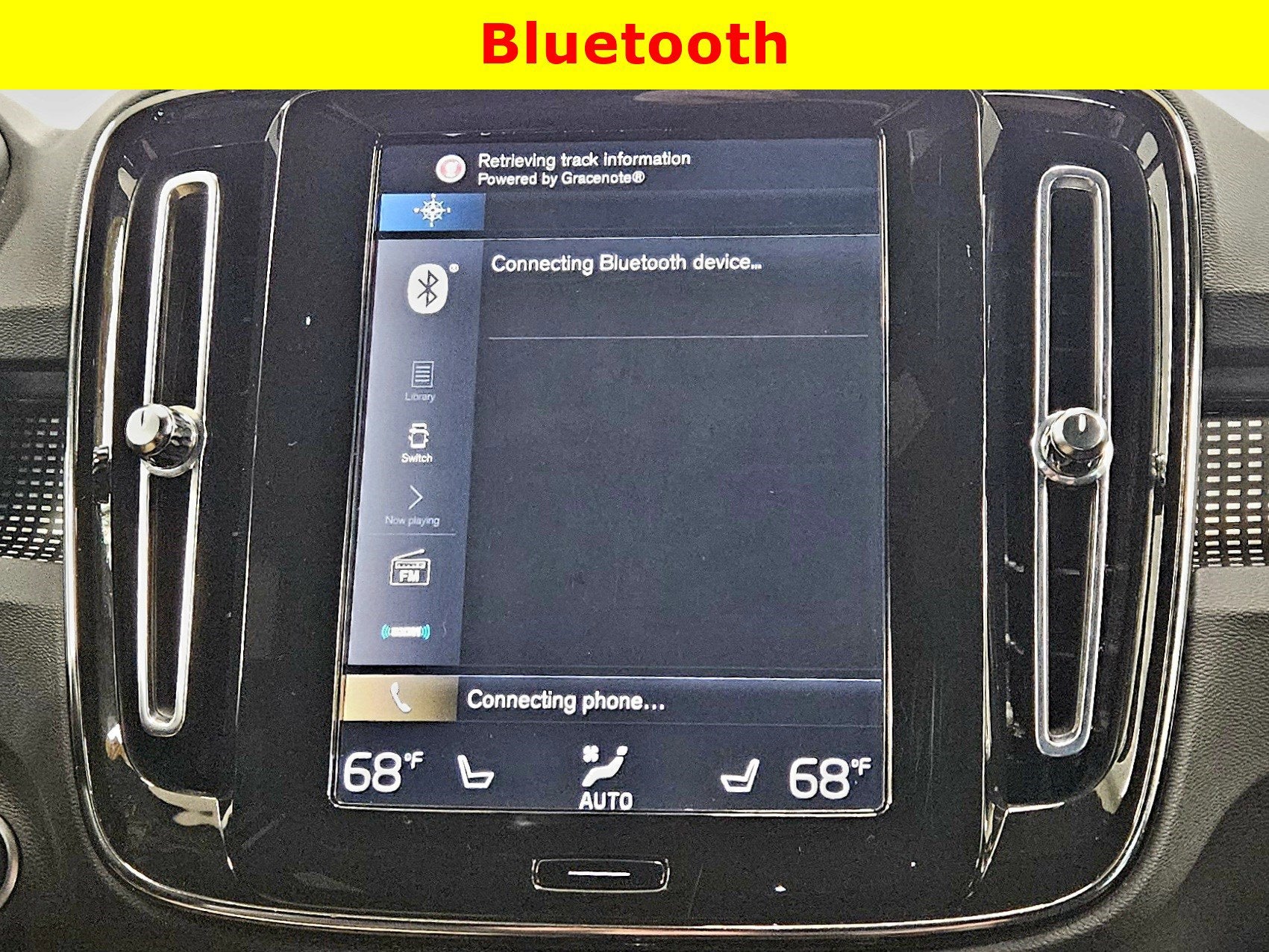 2022 Volvo XC40 R-Design