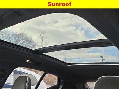 2022 Volvo XC40 R-Design