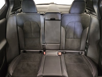 2022 Volvo XC40 R-Design