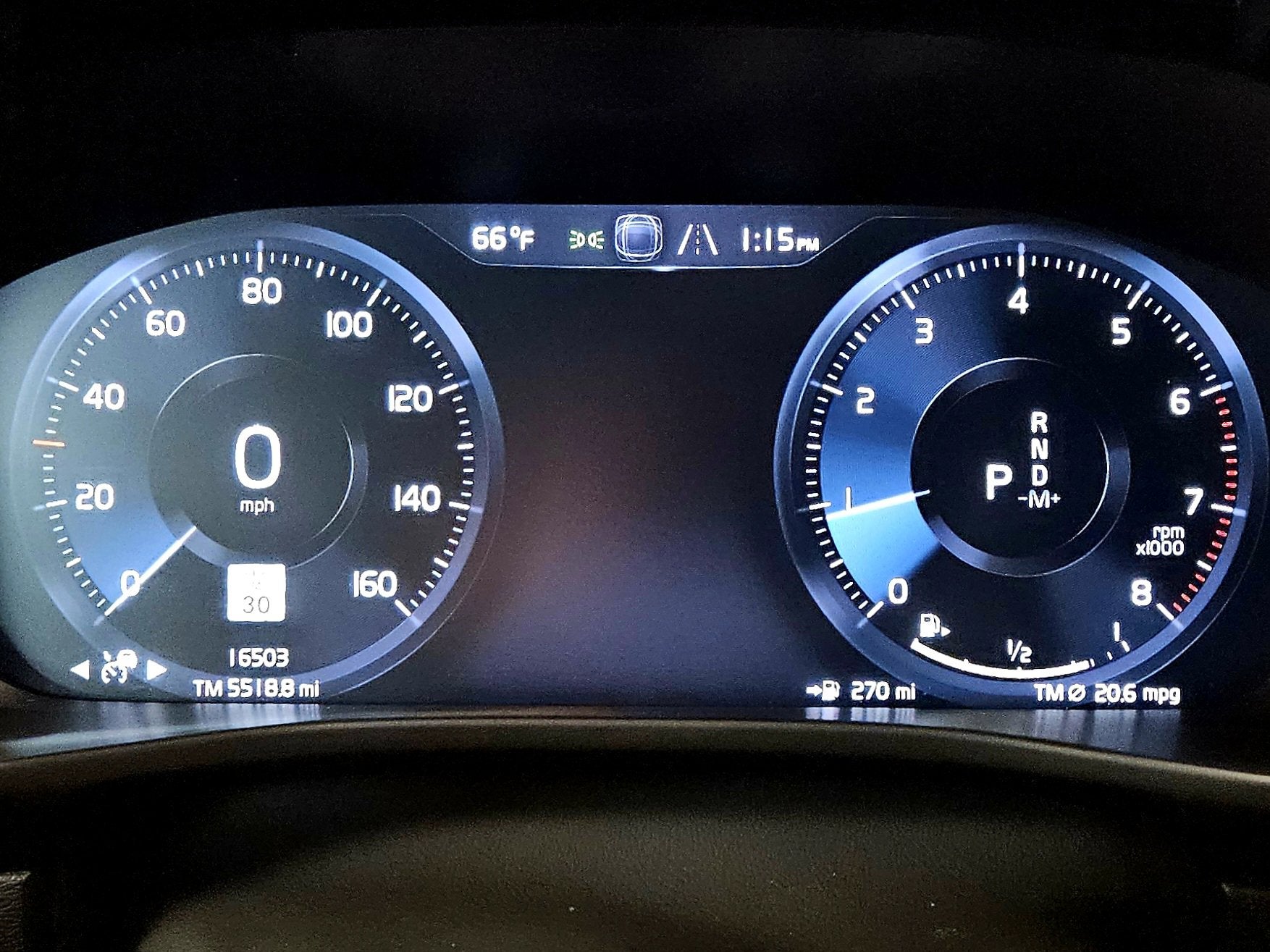 2022 Volvo XC40 R-Design