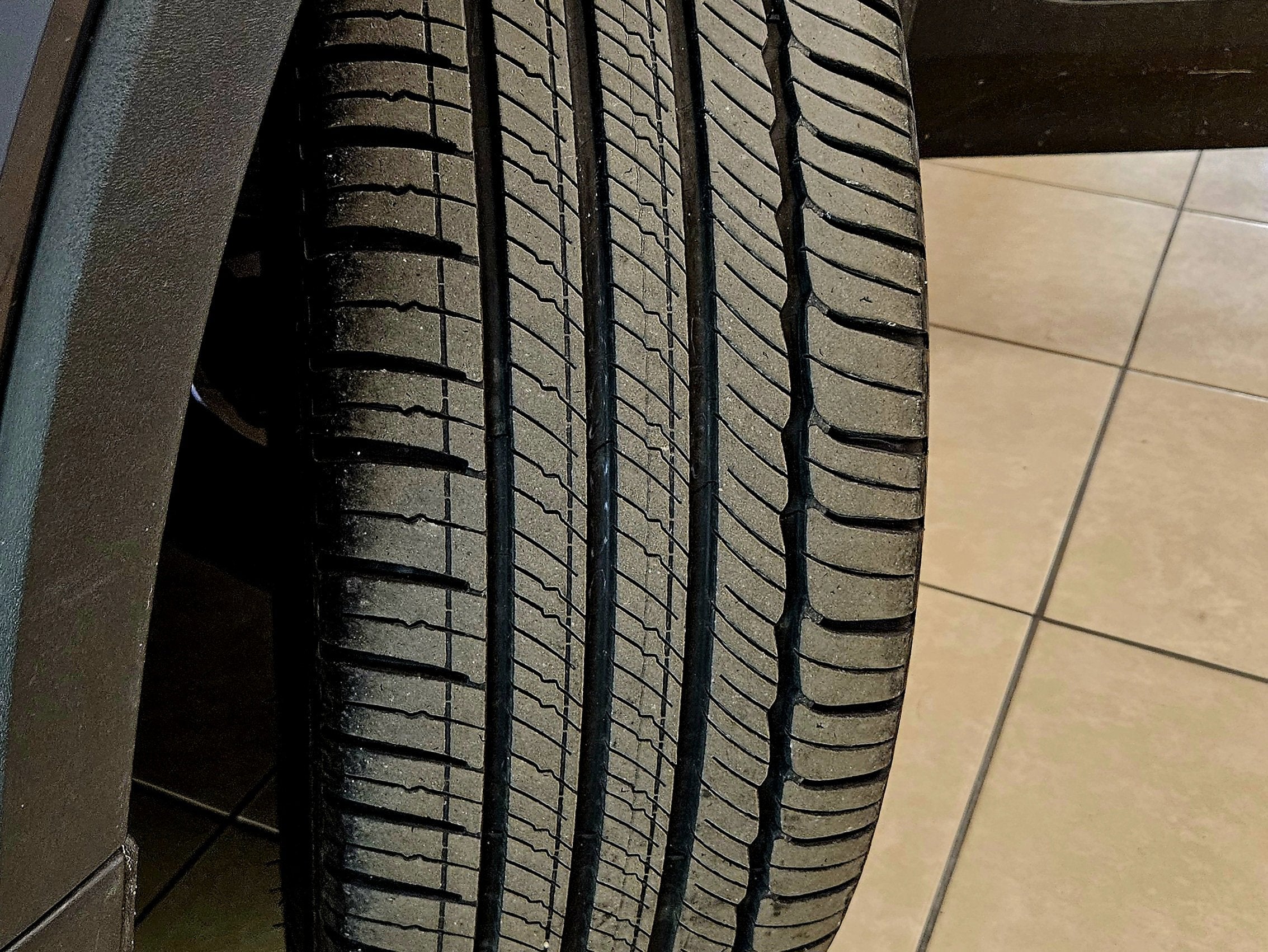 2022 Volvo XC40 R-Design