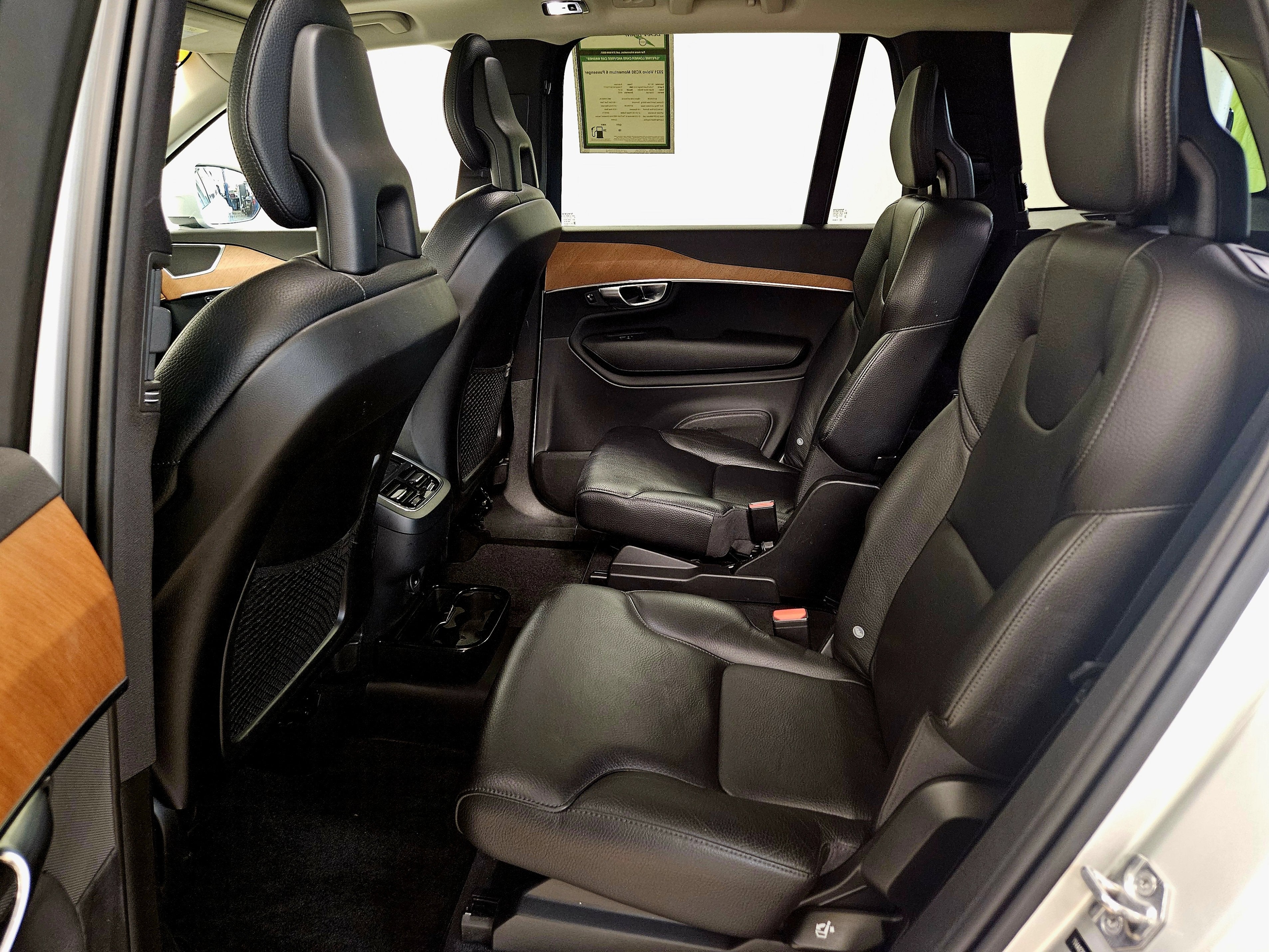 2021 Volvo XC90 Momentum 6 Passenger