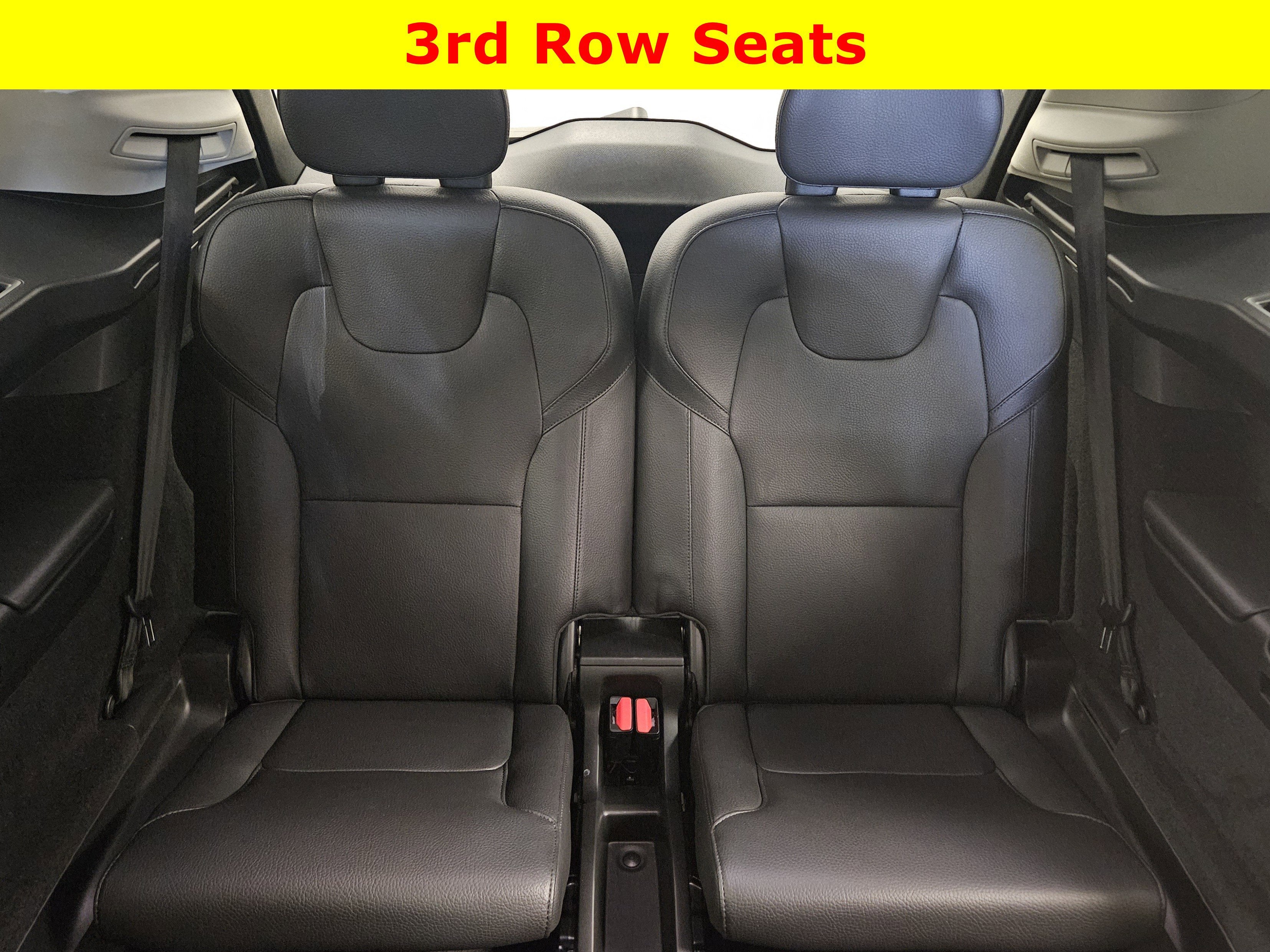 2021 Volvo XC90 Momentum 6 Passenger