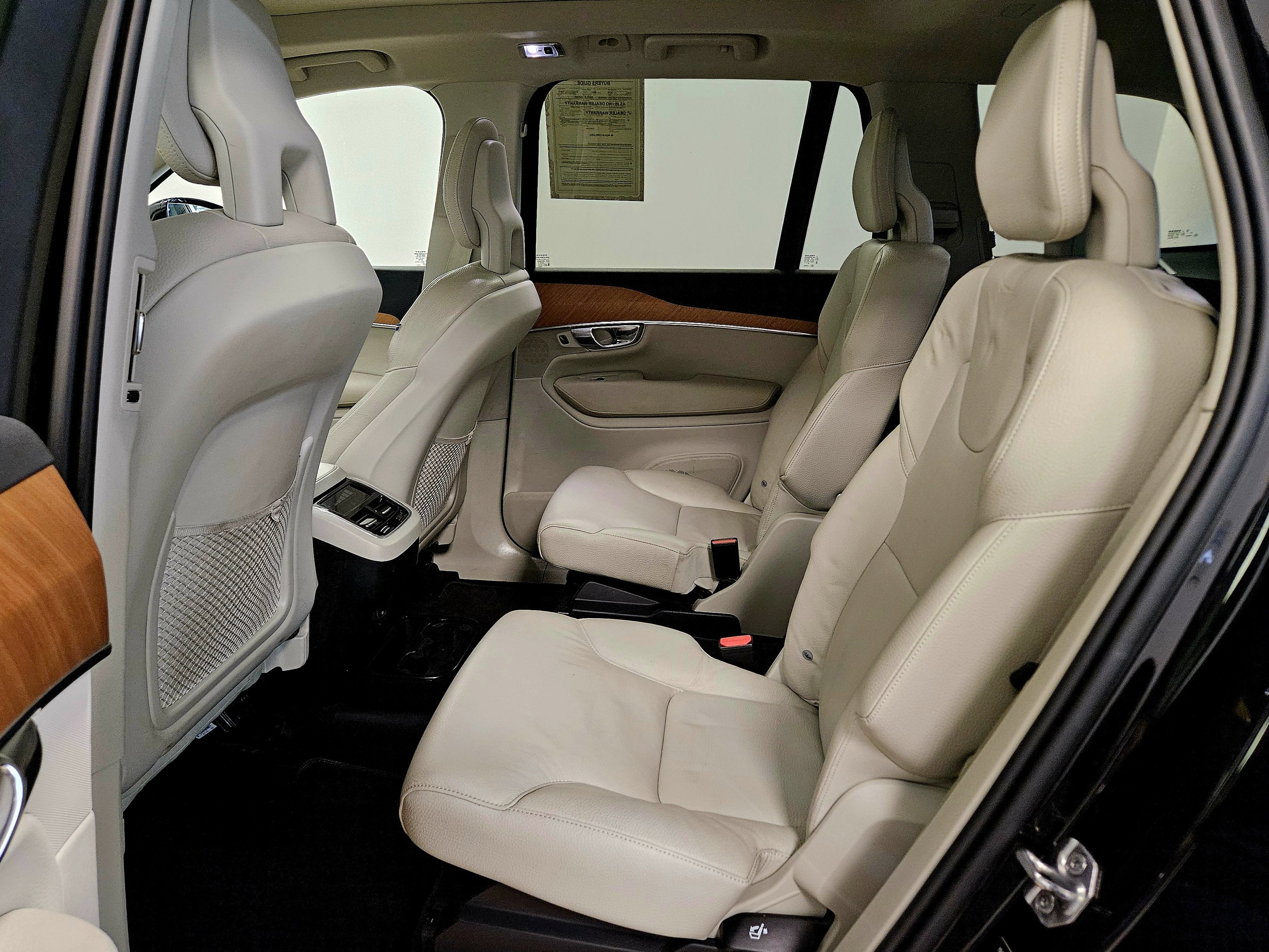 2021 Volvo XC90 Momentum