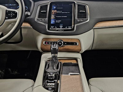 2021 Volvo XC90 Momentum