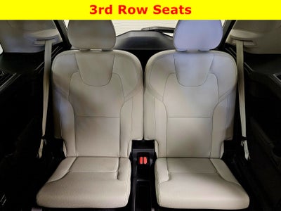 2021 Volvo XC90 Momentum