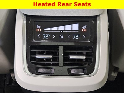 2021 Volvo XC90 Momentum