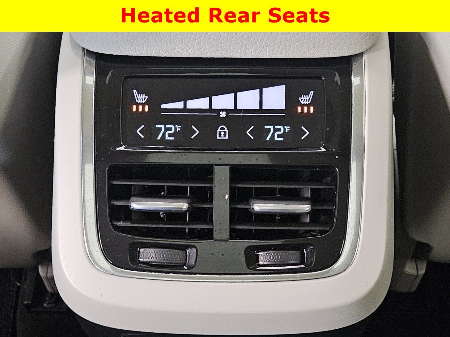 2021 Volvo XC90 Momentum