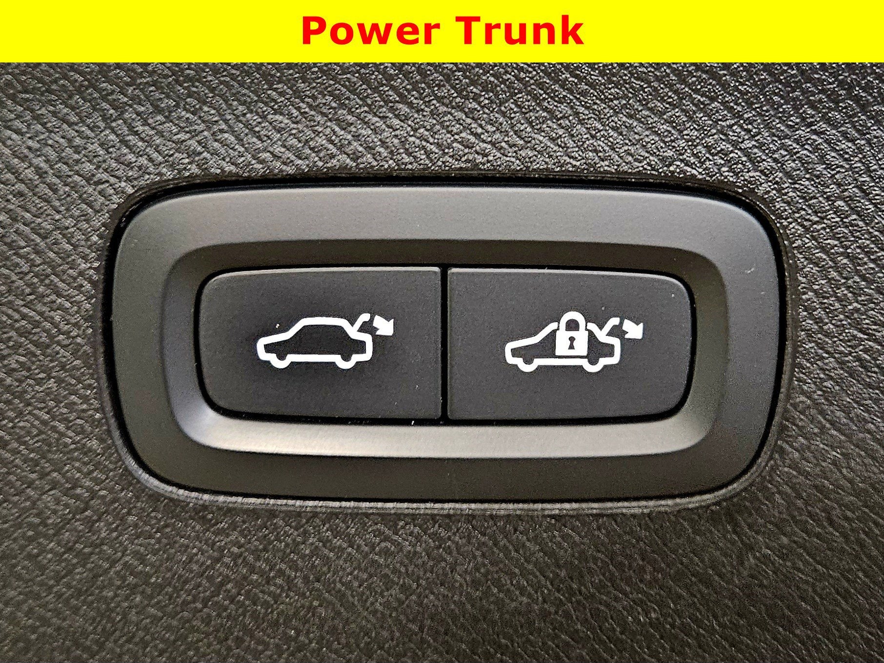 2021 Volvo XC90 Momentum