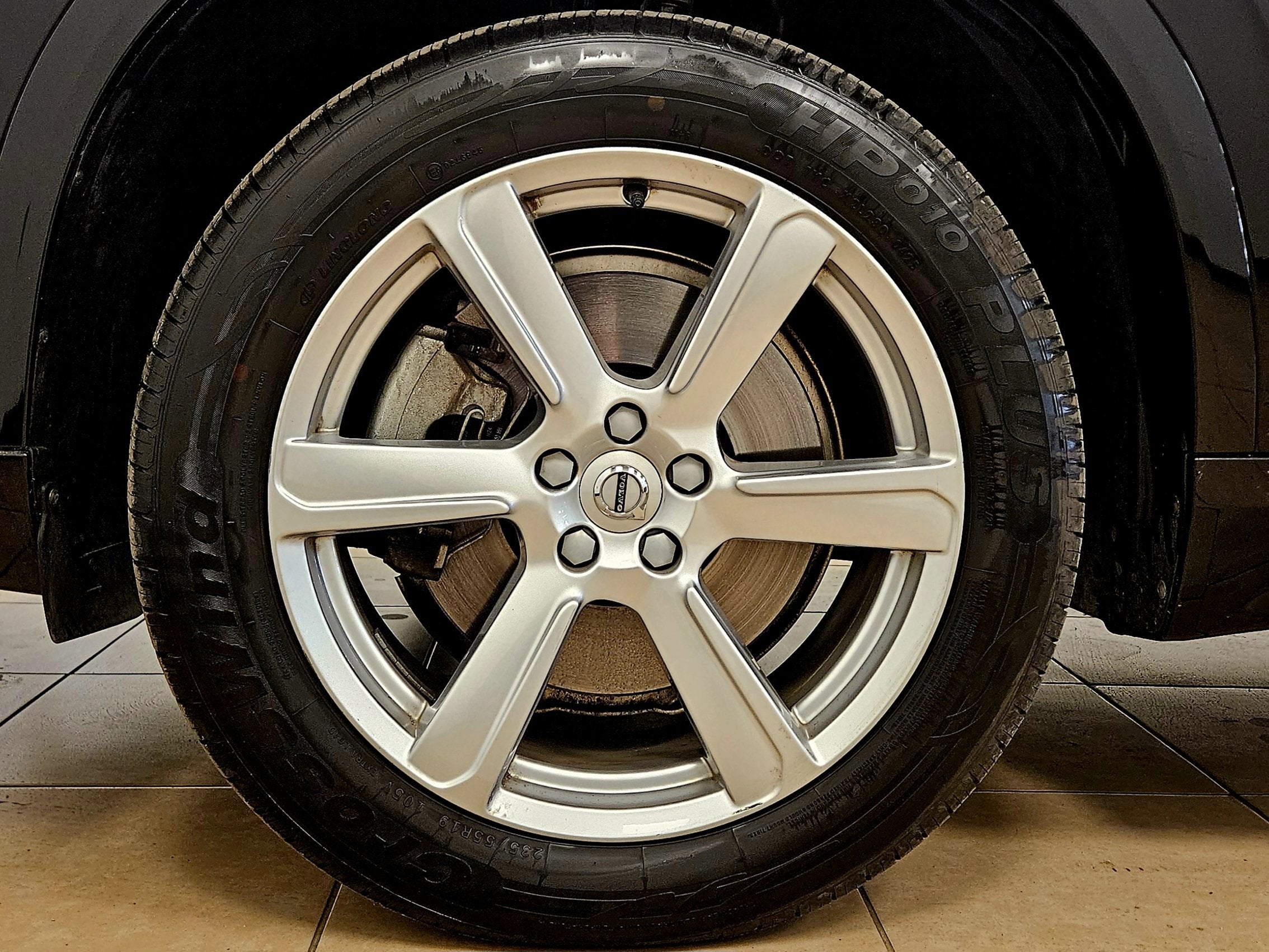 2021 Volvo XC90 Momentum