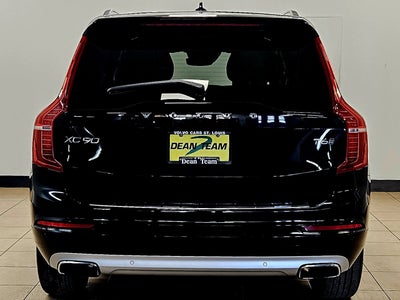 2021 Volvo XC90 Momentum