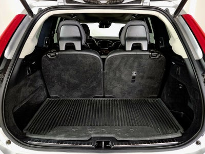 2021 Volvo XC90 Momentum 6 Passenger