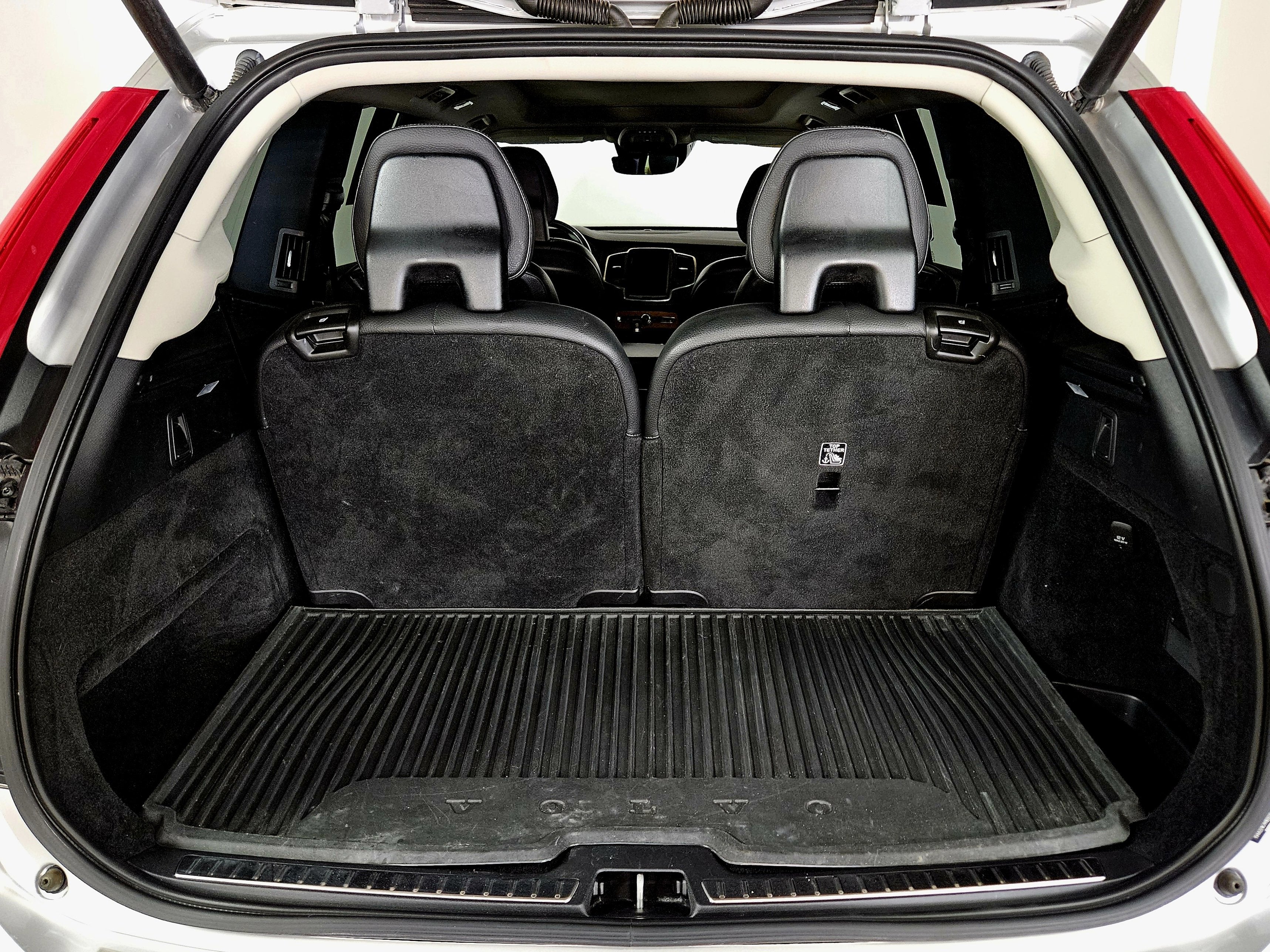 2021 Volvo XC90 Momentum 6 Passenger