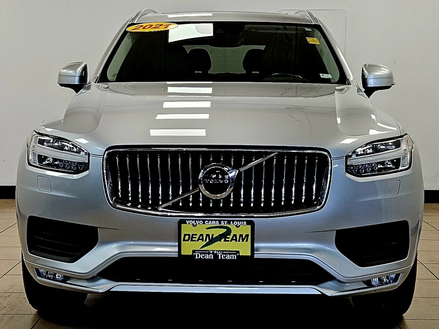 2021 Volvo XC90 Momentum 6 Passenger