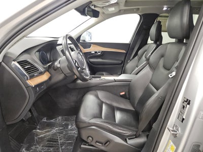 2021 Volvo XC90 Momentum 6 Passenger