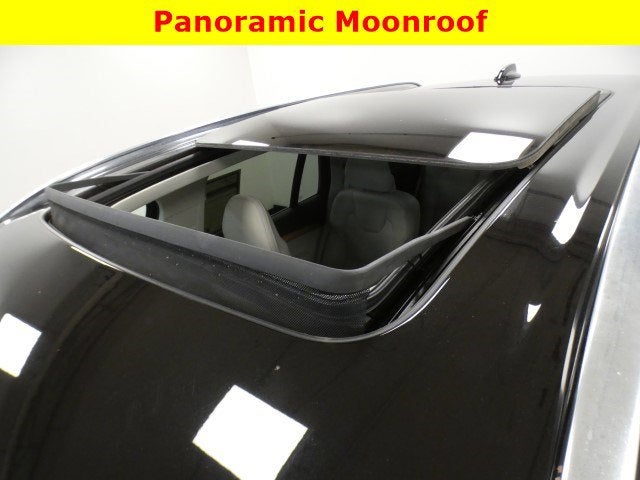 2021 Volvo XC90 Momentum 6 Passenger