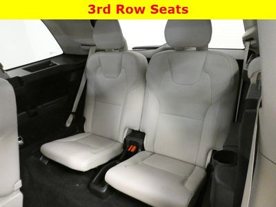 2021 Volvo XC90 Momentum 6 Passenger
