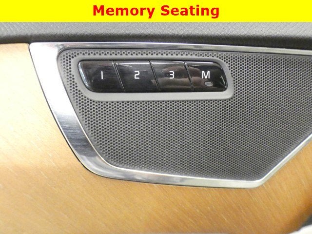 2021 Volvo XC90 Momentum 6 Passenger