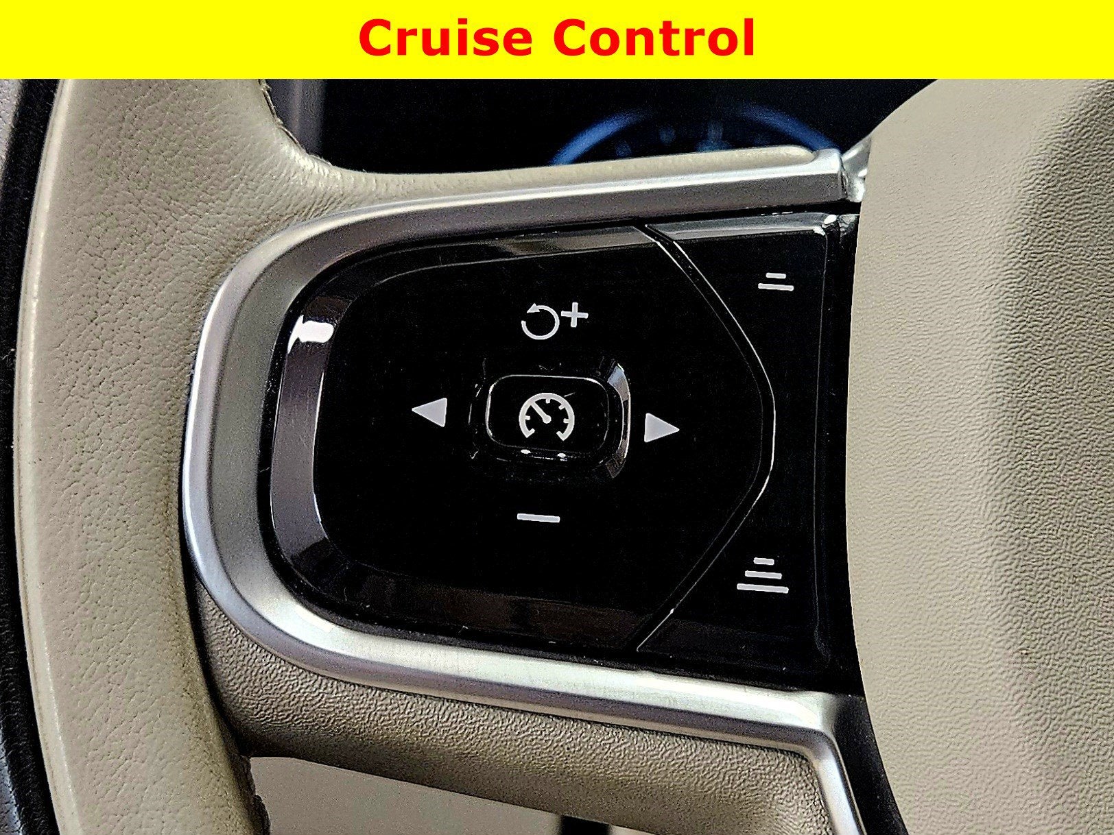 2020 Volvo V90 Cross Country T6