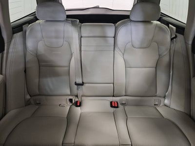 2020 Volvo V90 Cross Country T6