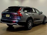 2020 Volvo V90 Cross Country T6