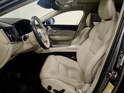 2020 Volvo V90 Cross Country T6
