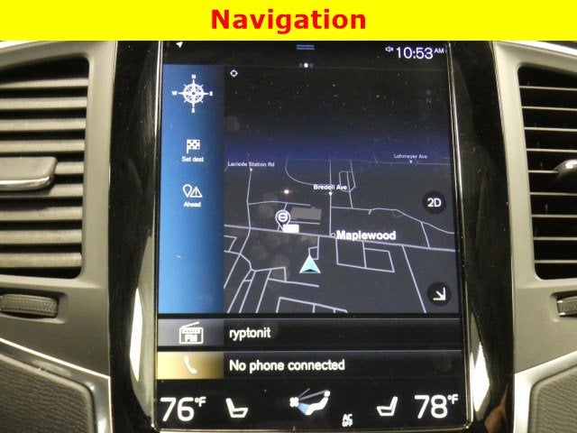 2021 Volvo XC90 Momentum