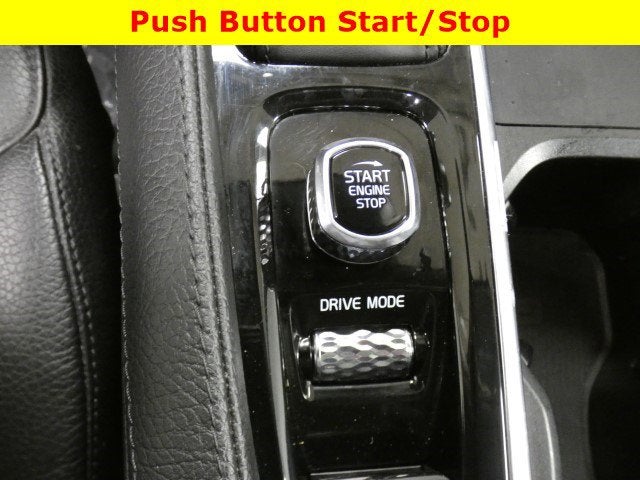 2021 Volvo XC90 Momentum