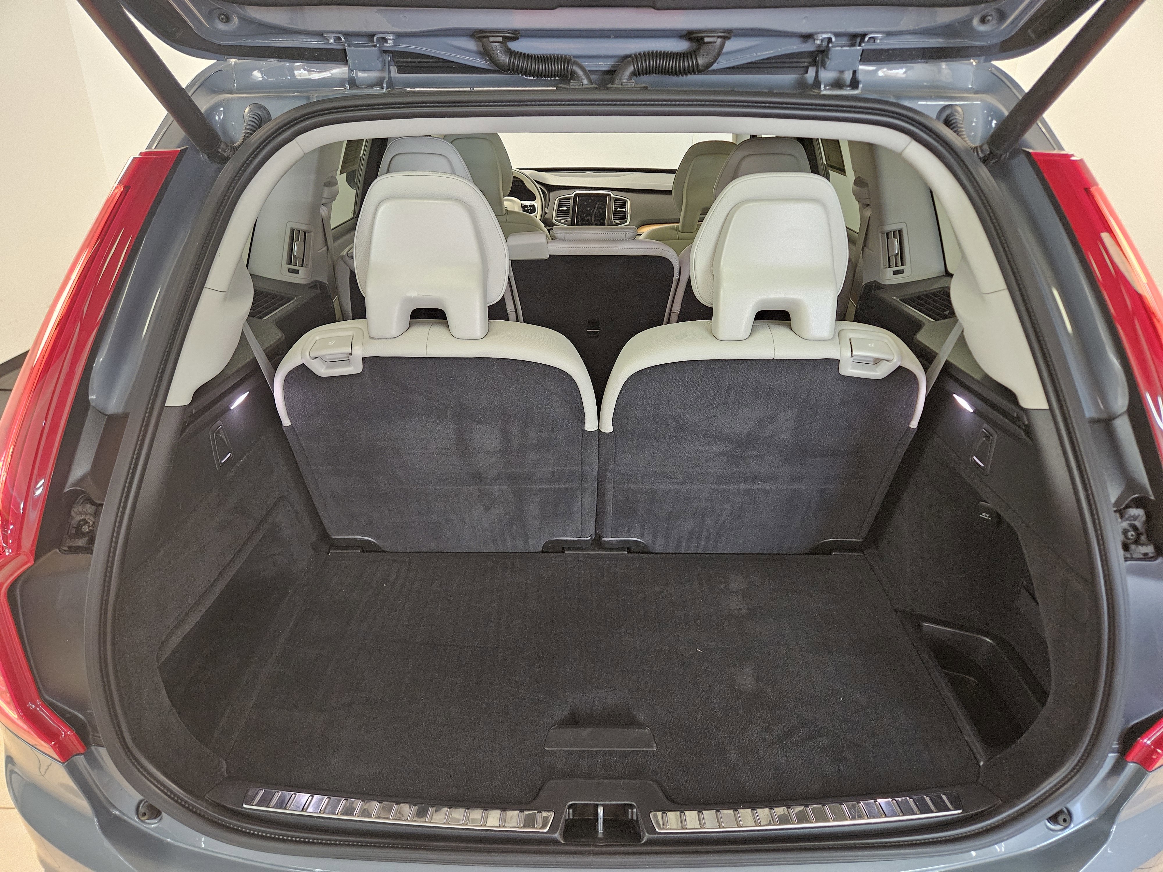 2022 Volvo XC90 Momentum