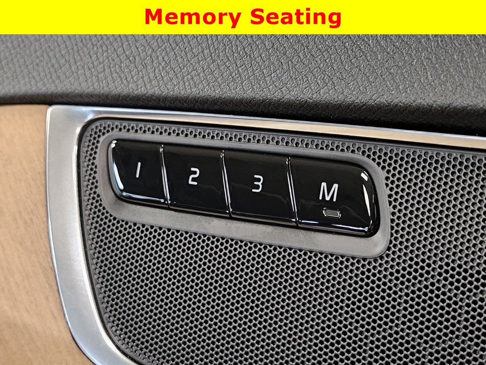 2022 Volvo XC90 Momentum