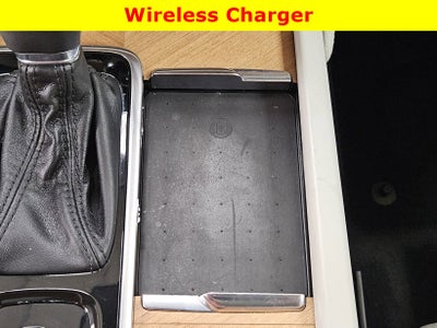 2022 Volvo XC90 Momentum