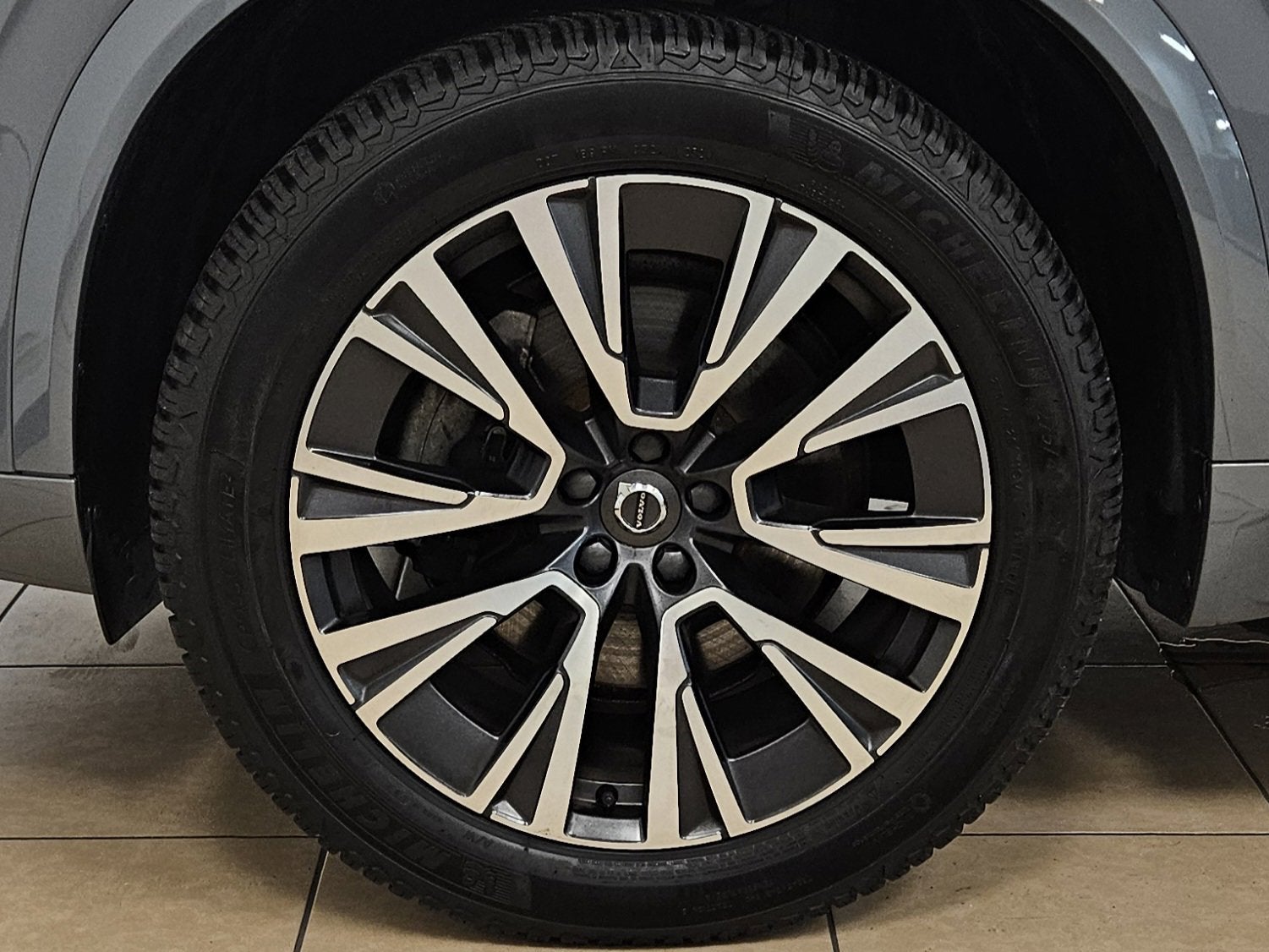 2022 Volvo XC90 Momentum