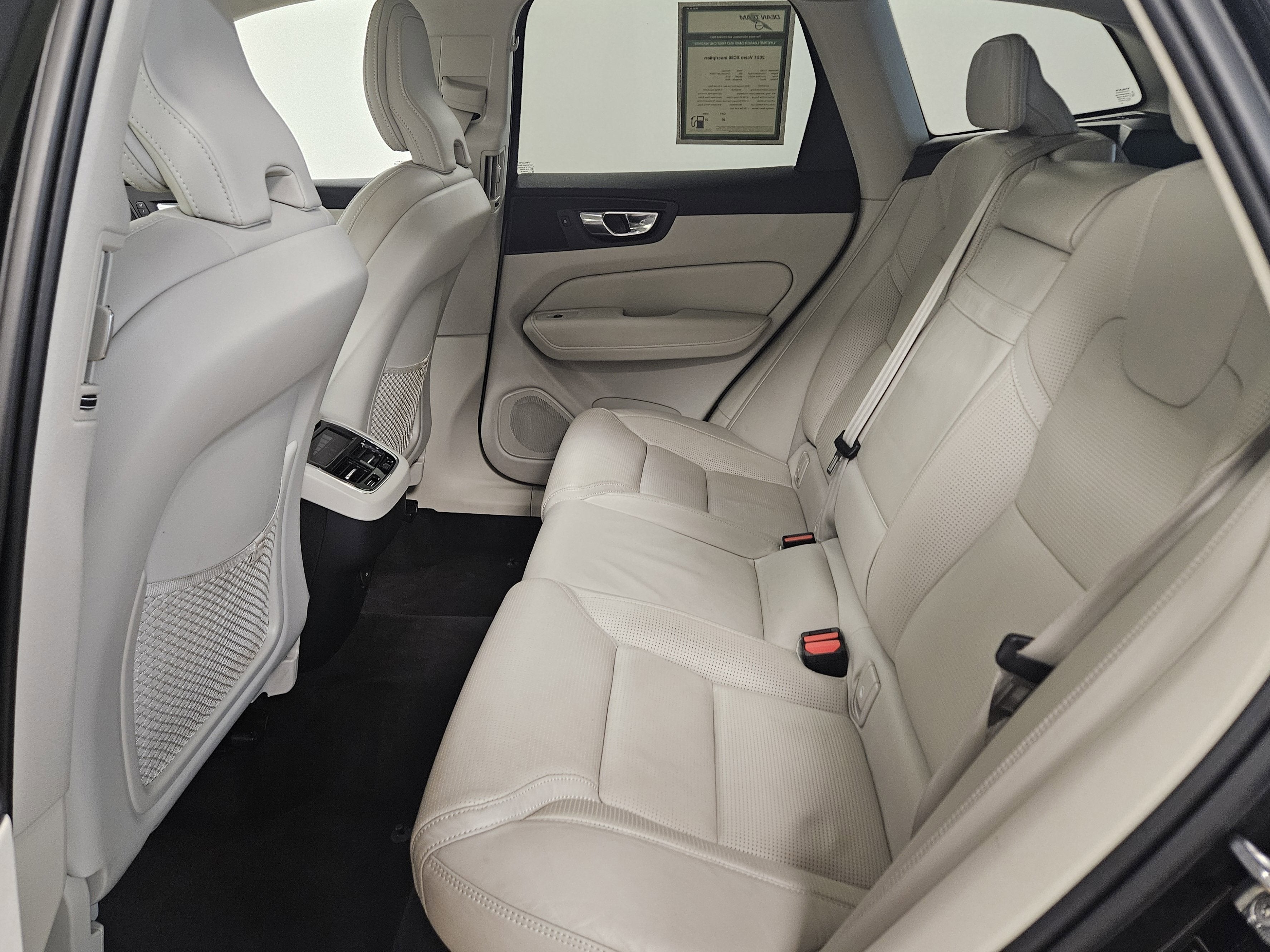 2021 Volvo XC60 Inscription