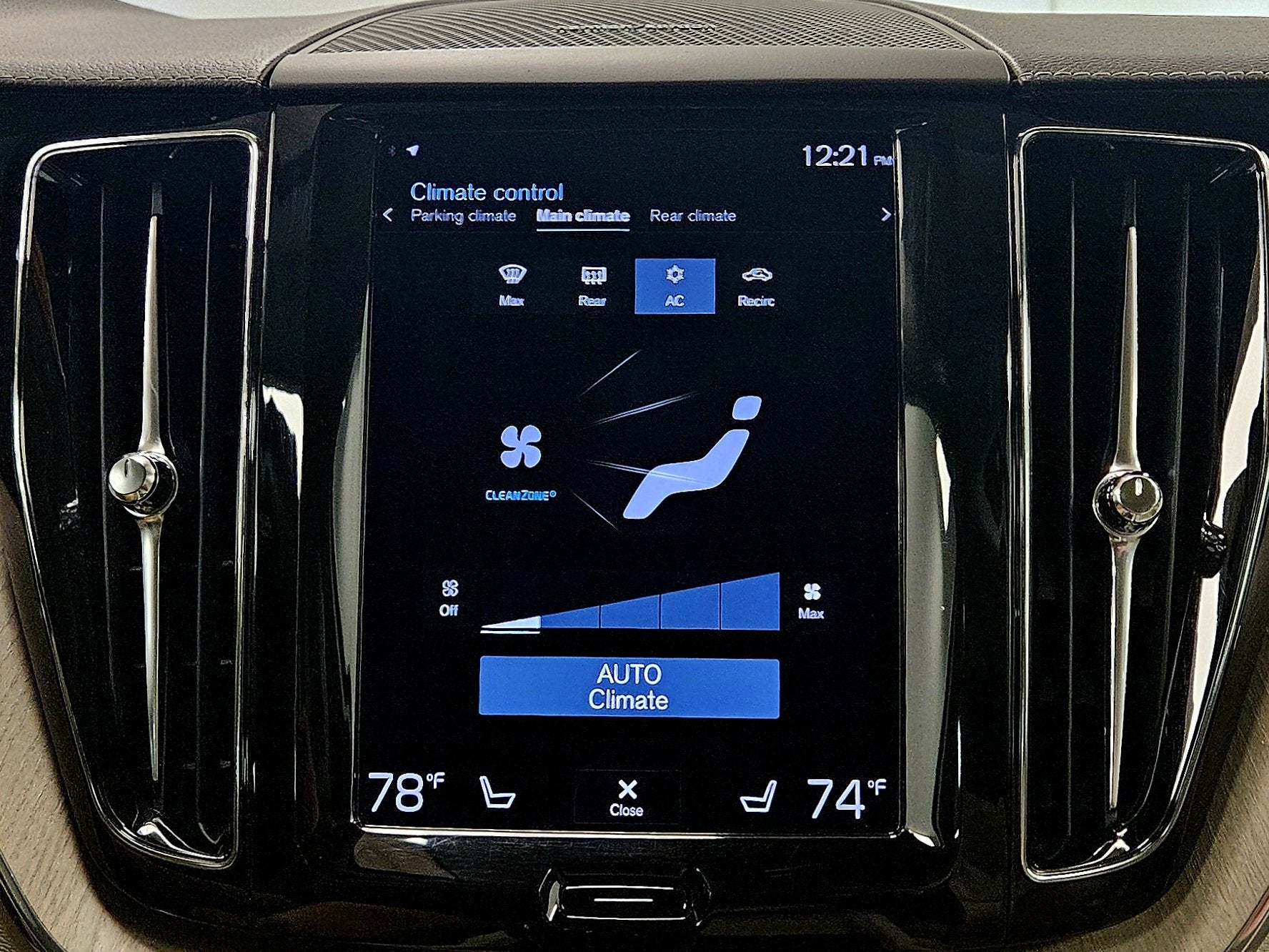 2021 Volvo XC60 Inscription