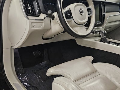 2021 Volvo XC60 Inscription