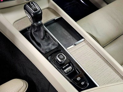 2021 Volvo XC60 Inscription