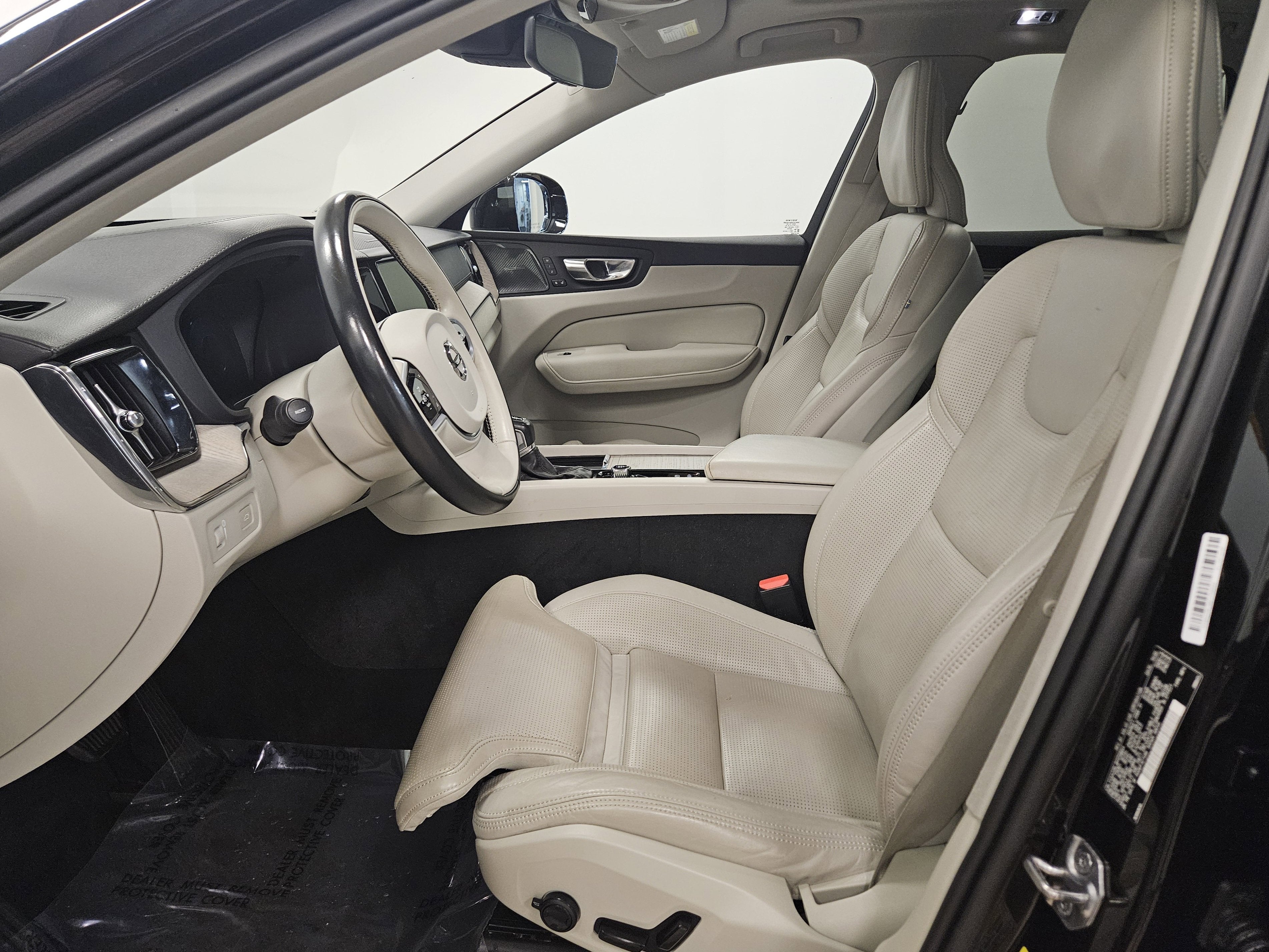 2021 Volvo XC60 Inscription