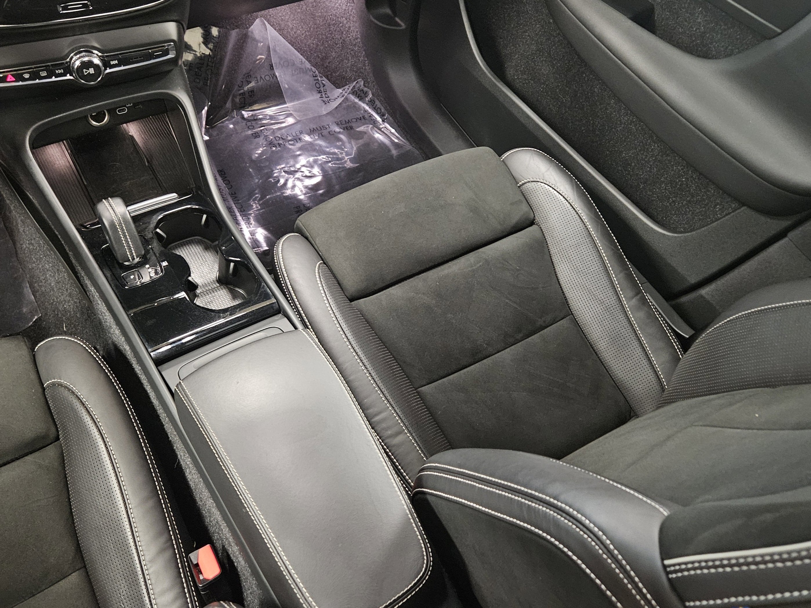 2021 Volvo XC40 Recharge P8