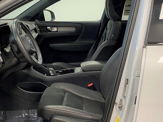 2021 Volvo XC40 Recharge P8