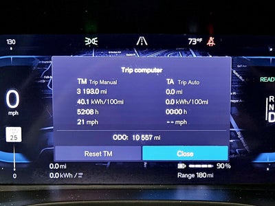 2021 Volvo XC40 Recharge P8