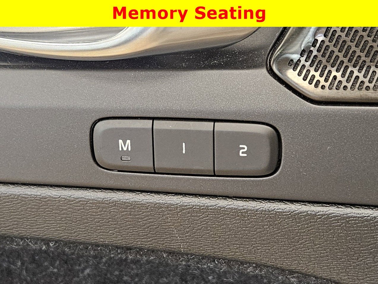 2021 Volvo XC40 Recharge P8