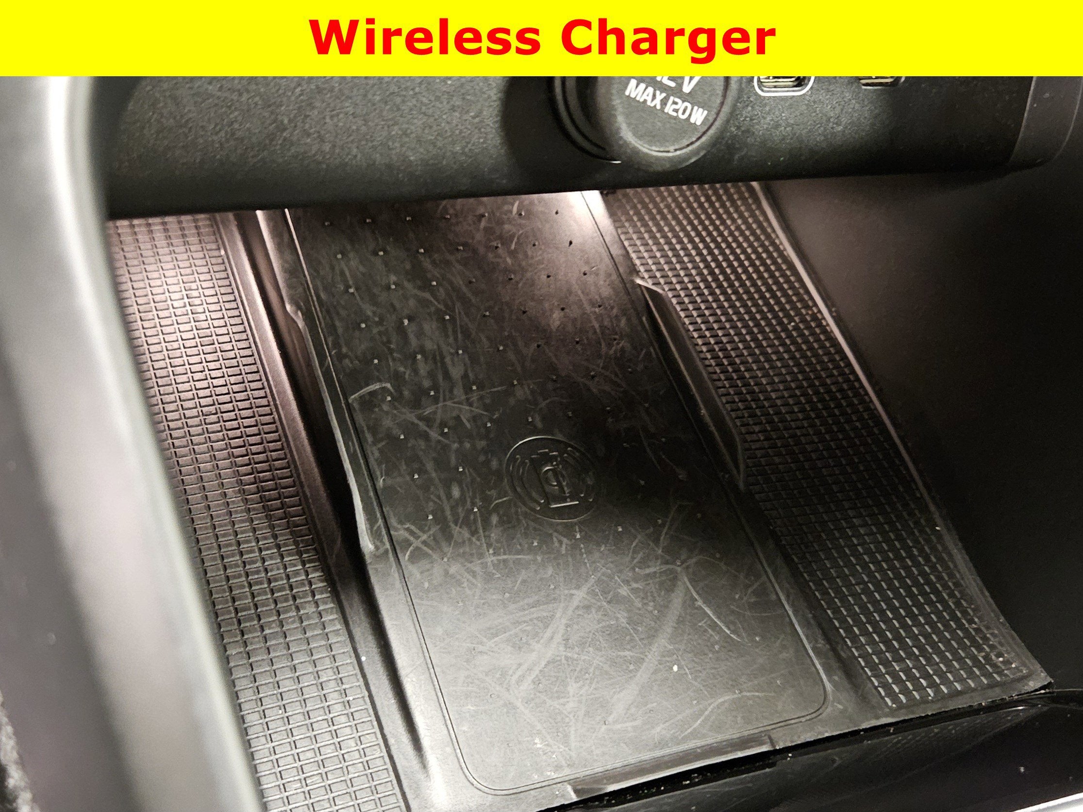 2021 Volvo XC40 Recharge P8