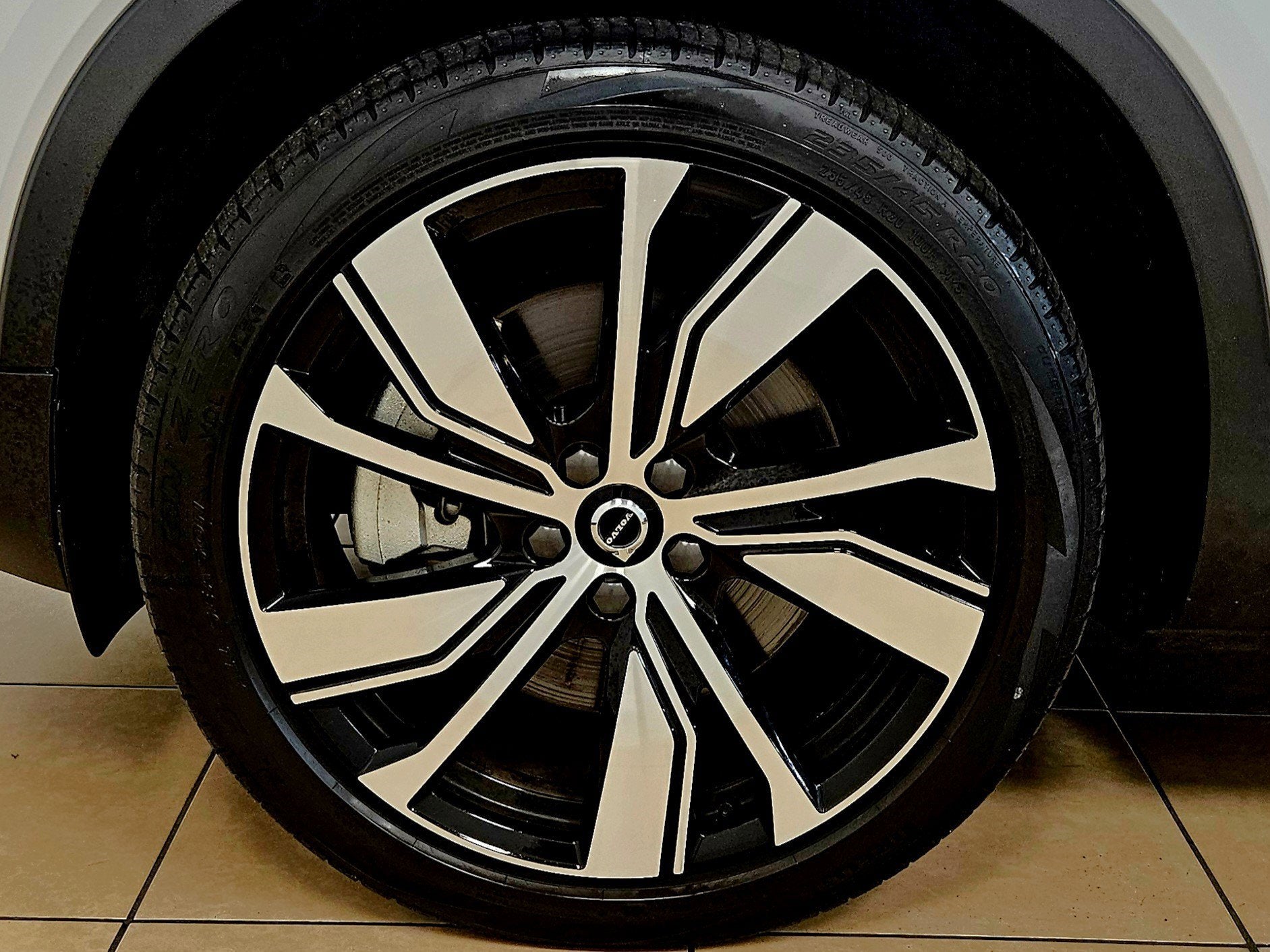 2021 Volvo XC40 Recharge P8