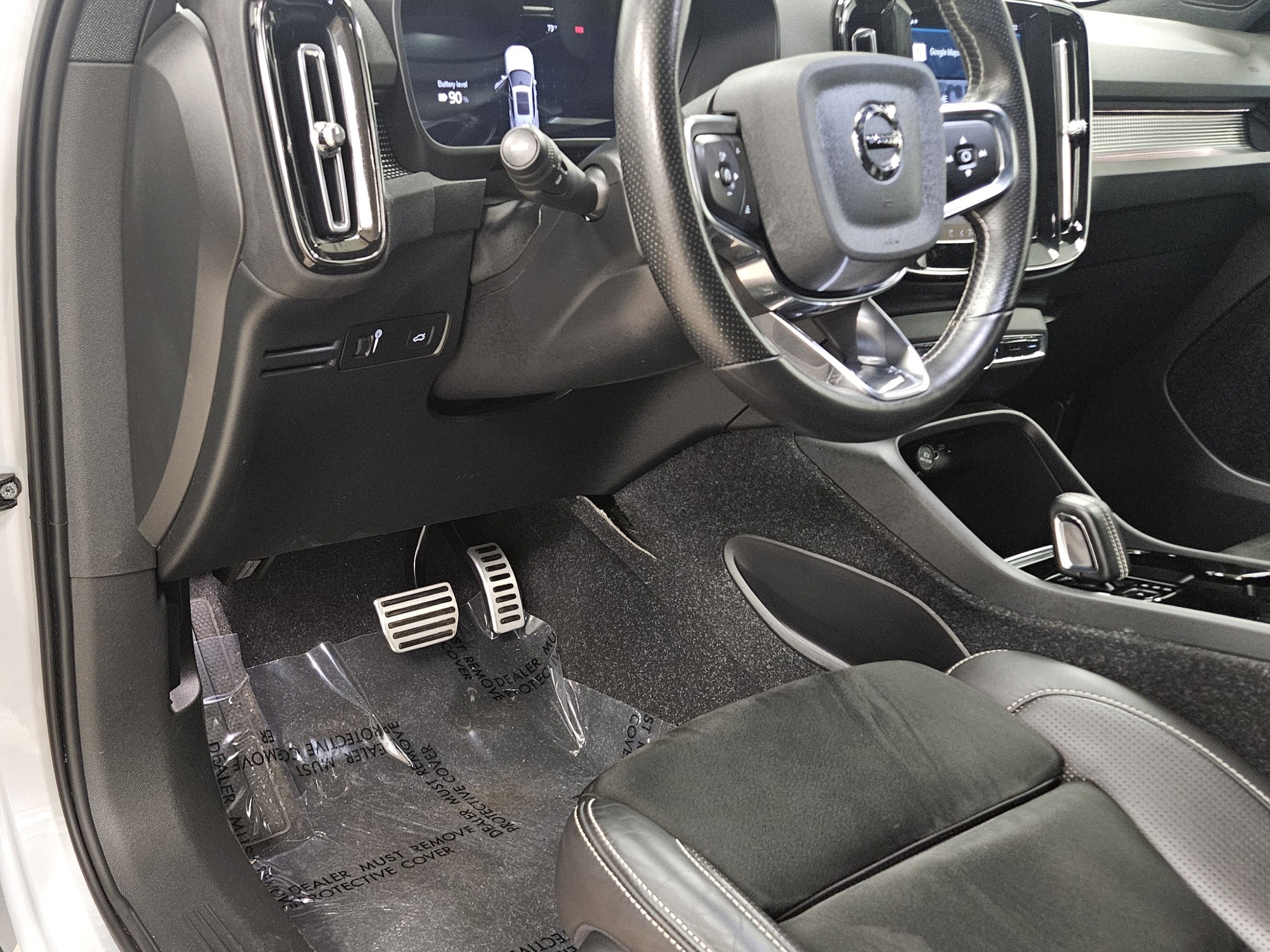 2021 Volvo XC40 Recharge P8